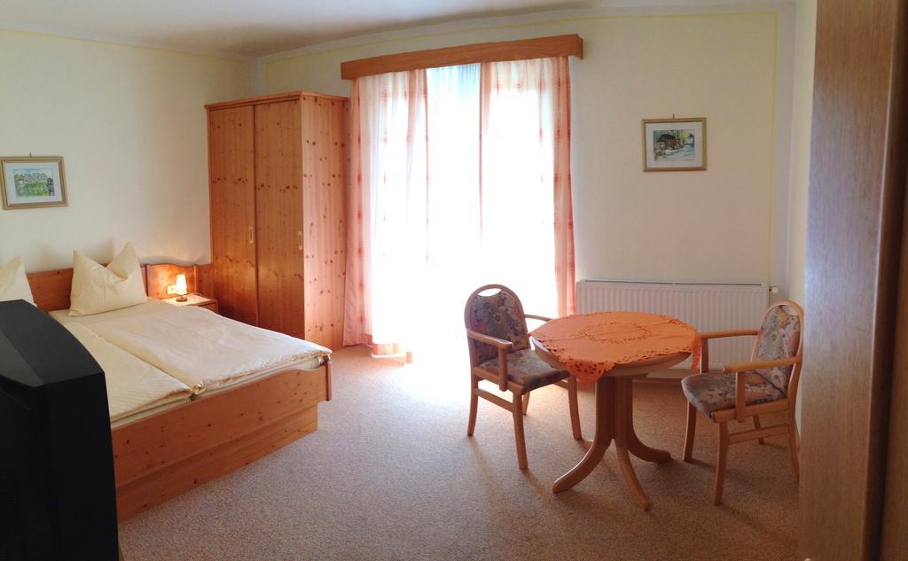 Gastehaus Sapetschnig Διαμέρισμα Faak am See Δωμάτιο φωτογραφία